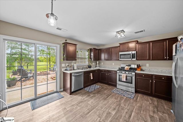 224 Hillendale Way, Pelzer, SC 29669