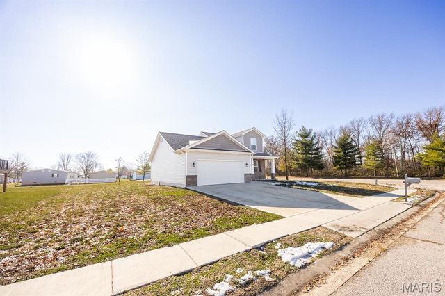500 Somerset Drive, Granite City, IL 62040