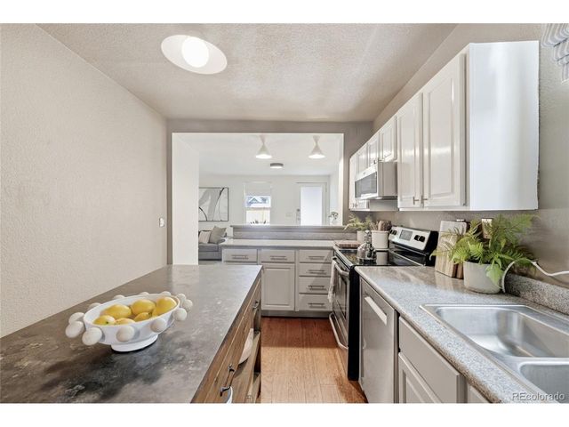 3942 Osage St, Denver, CO 80211