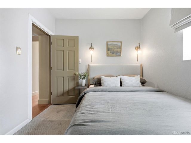 3942 Osage St, Denver, CO 80211