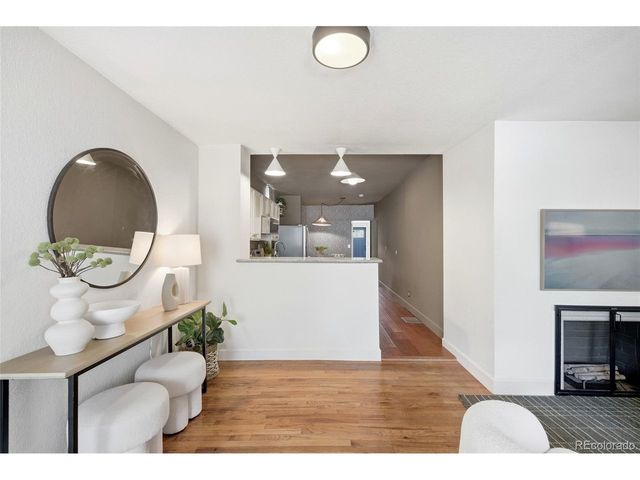 3942 Osage St, Denver, CO 80211