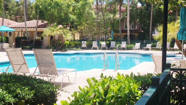 6920 W Sample Road, Coral Springs, FL 33067