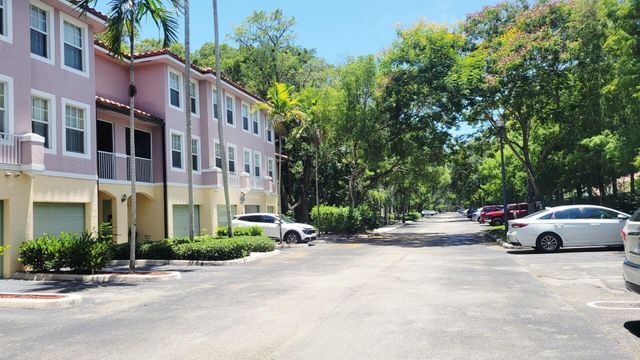 6920 W Sample Road, Coral Springs, FL 33067