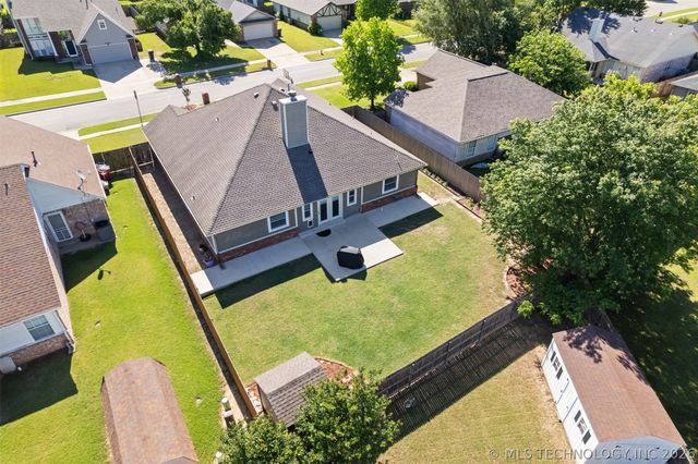 8508 N 102nd East Avenue, Owasso, OK 74055