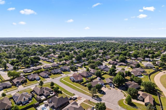 8508 N 102nd East Avenue, Owasso, OK 74055