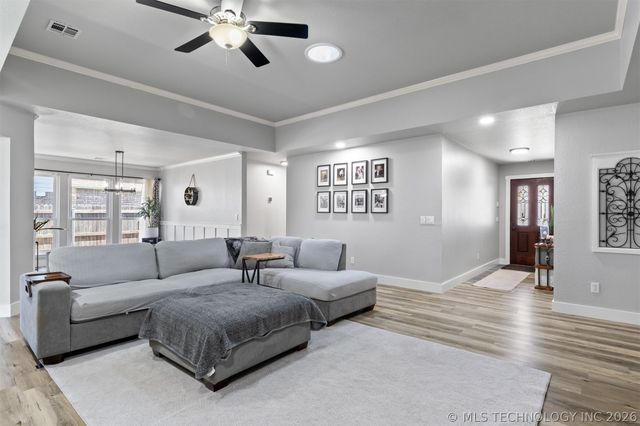 8508 N 102nd East Avenue, Owasso, OK 74055