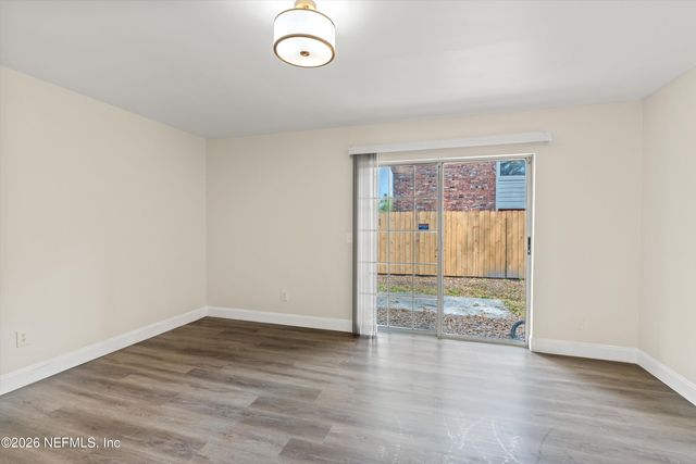 3329 MAYFLOWER Street 3331, Jacksonville, FL 32205