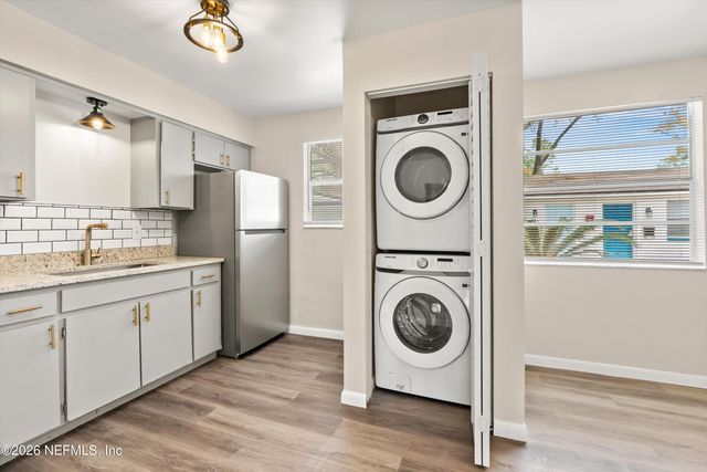 3329 MAYFLOWER Street 3331, Jacksonville, FL 32205