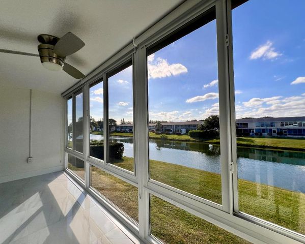 204 Bedford H, West Palm Beach, FL 33417
