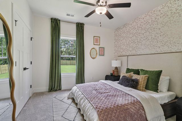 574 Tasmanian Oak Alley NW, Aiken, SC 29801