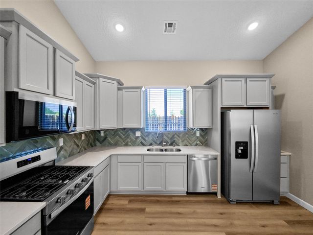4069 Fairly, Santa Fe, NM 87507