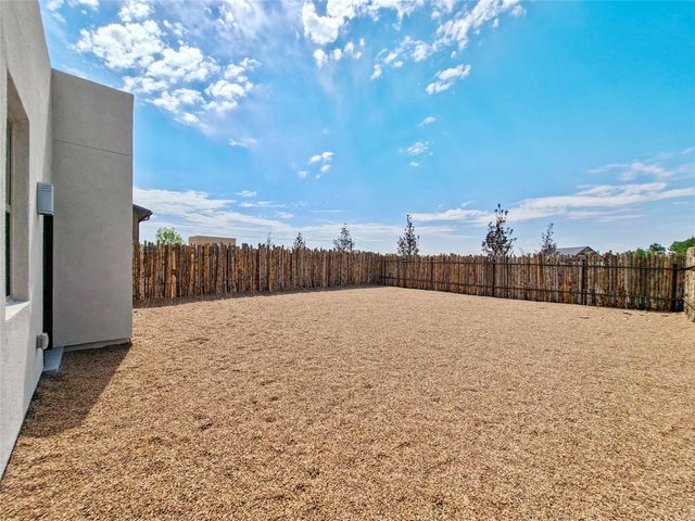 4069 Fairly, Santa Fe, NM 87507