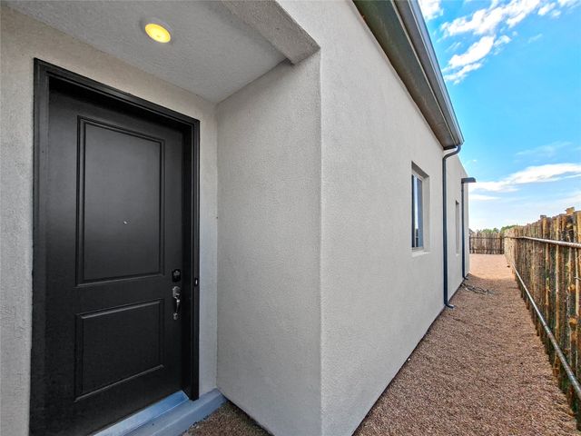4069 Fairly, Santa Fe, NM 87507