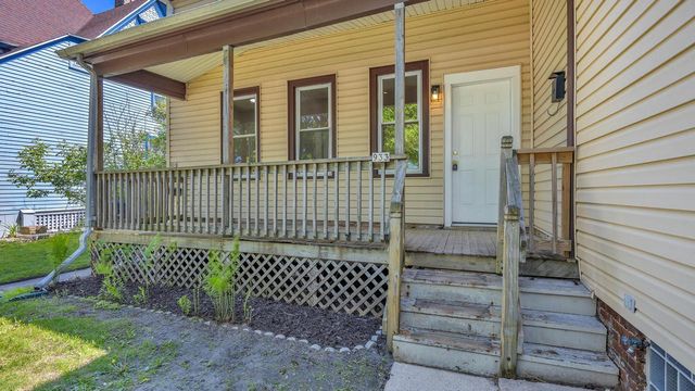 933 St Clair AVENUE, Sheboygan, WI 53081