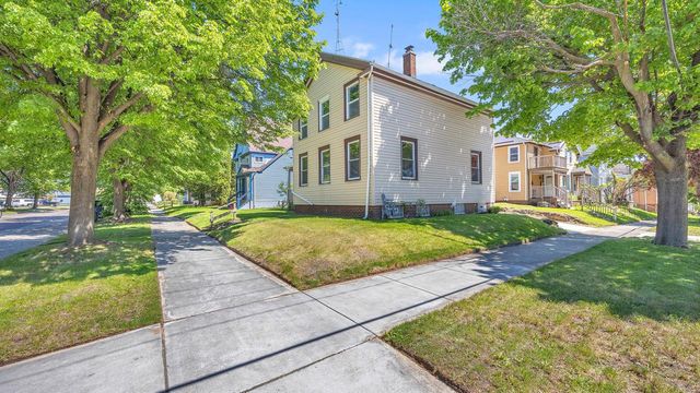 933 St Clair AVENUE, Sheboygan, WI 53081
