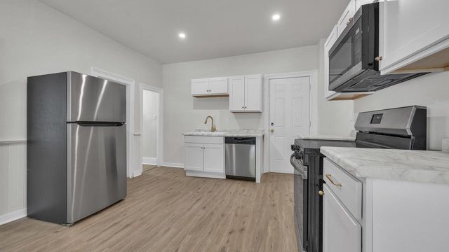933 St Clair AVENUE, Sheboygan, WI 53081