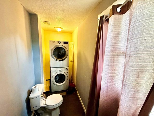 2737 Hoagland Avenue, Fort Wayne, IN 46807