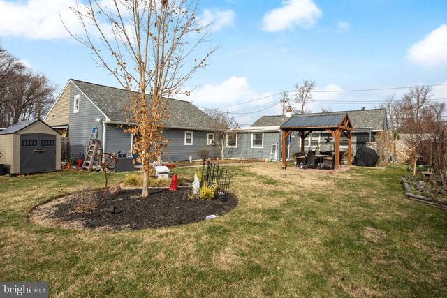 321 MAY AVE, West Deptford, NJ 08096