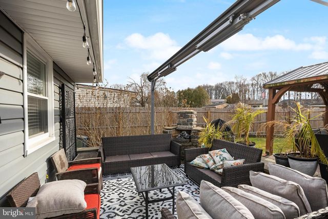 321 MAY AVE, West Deptford, NJ 08096