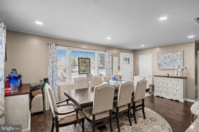 321 MAY AVE, West Deptford, NJ 08096