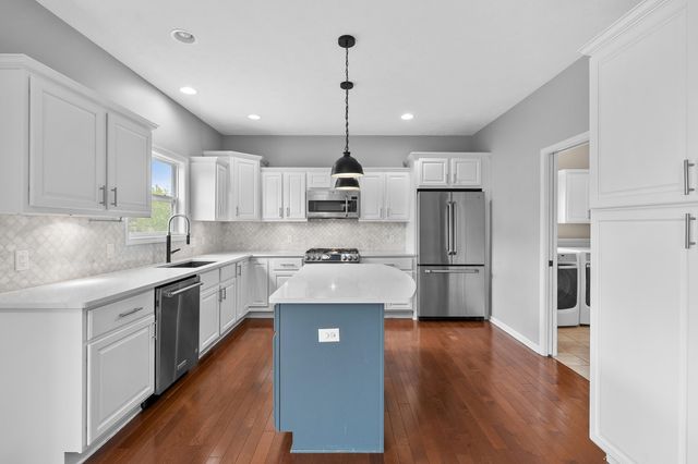 7769 Presque Isle Drive, Kalamazoo, MI 49009
