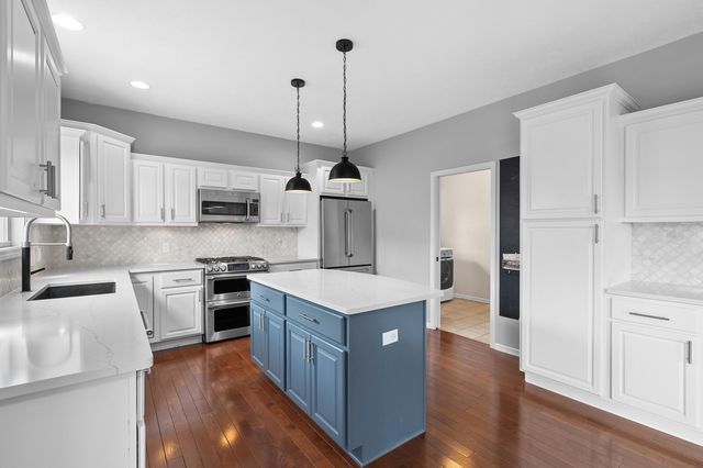 7769 Presque Isle Drive, Kalamazoo, MI 49009