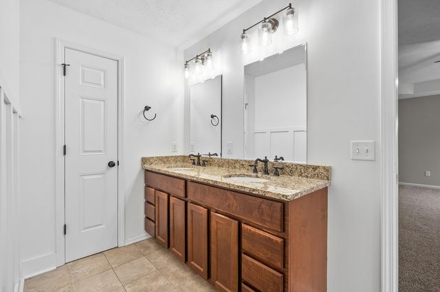 7769 Presque Isle Drive, Kalamazoo, MI 49009