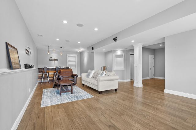 7769 Presque Isle Drive, Kalamazoo, MI 49009