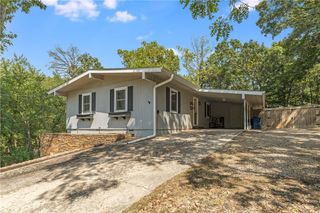 4 Wareham Lane, Bella Vista, AR 72714