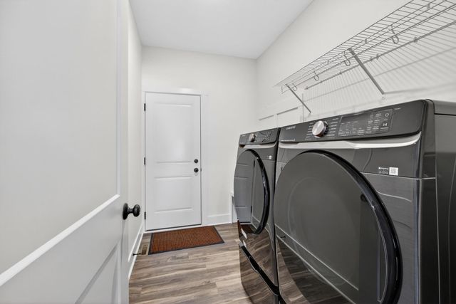 6873 Genesis Way, Bettendorf, IA 52772