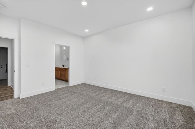 6873 Genesis Way, Bettendorf, IA 52772