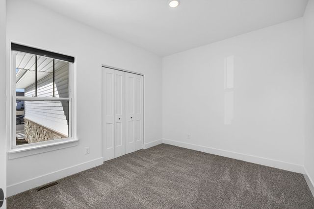 6873 Genesis Way, Bettendorf, IA 52772