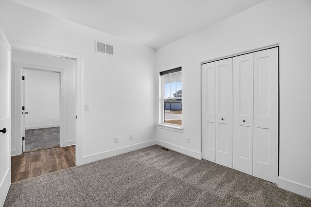 6873 Genesis Way, Bettendorf, IA 52772