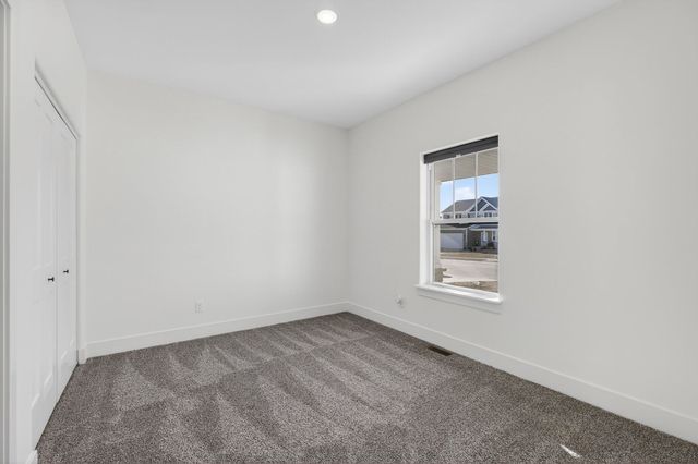 6873 Genesis Way, Bettendorf, IA 52772