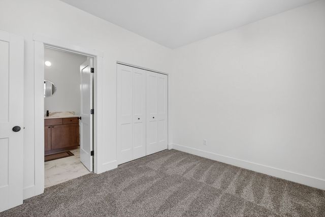 6873 Genesis Way, Bettendorf, IA 52772