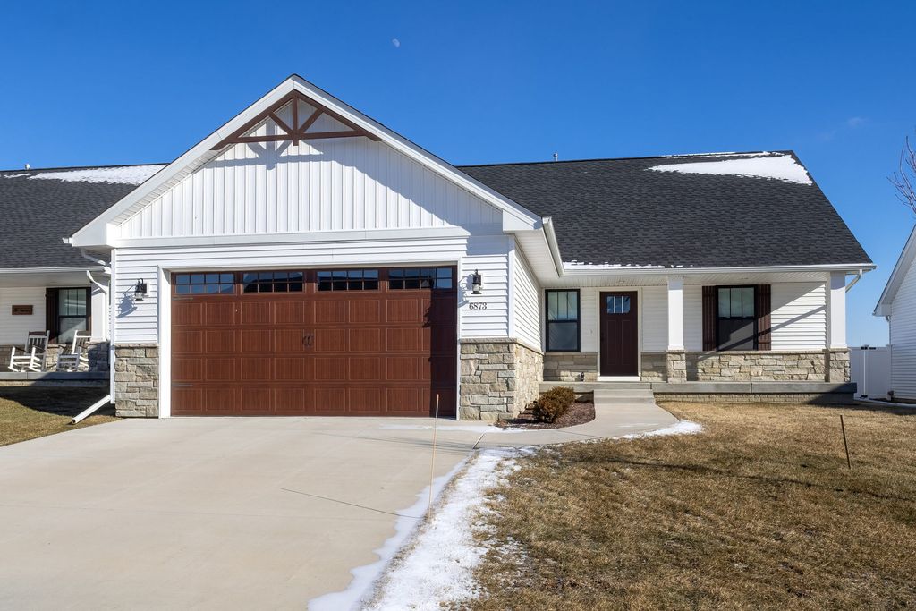 6873 Genesis Way, Bettendorf, IA 52772