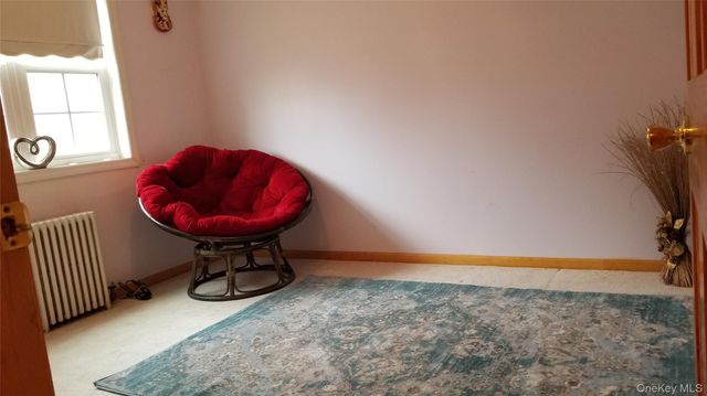 223-24 65 Ave A, Bayside, NY 11364