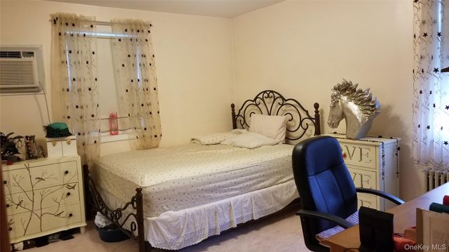 223-24 65 Ave Avenue A, Bayside, NY 11364