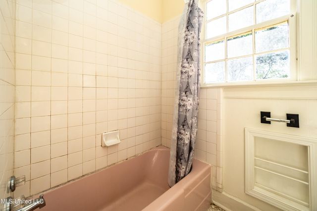 535 Hartfield Street, Jackson, MS 39216