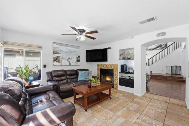 2505 Whispering Palms Loop, Chula Vista, CA 91915