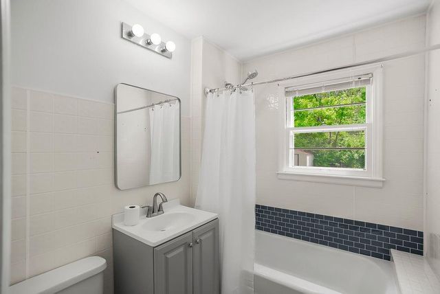 616 S Lee Avenue, Olathe, KS 66061