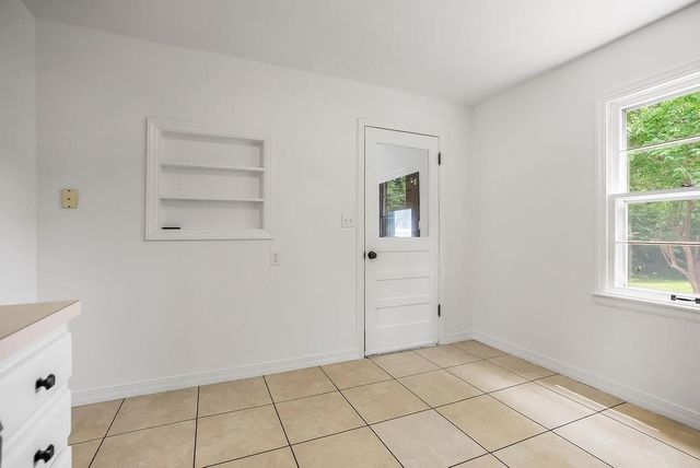616 S Lee Avenue, Olathe, KS 66061