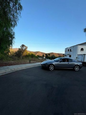 1819 Lola Lane, El Cajon, CA 92019