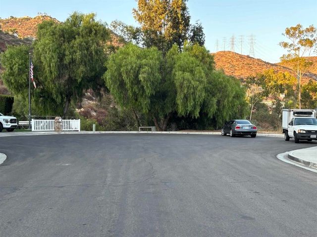 1819 Lola Lane, El Cajon, CA 92019