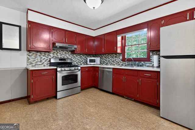 205 Dunwoody Circle, Griffin, GA 30223