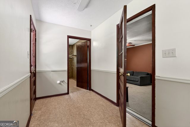 205 Dunwoody Circle, Griffin, GA 30223