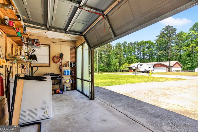 205 Dunwoody Circle, Griffin, GA 30223