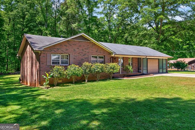 205 Dunwoody Circle, Griffin, GA 30223