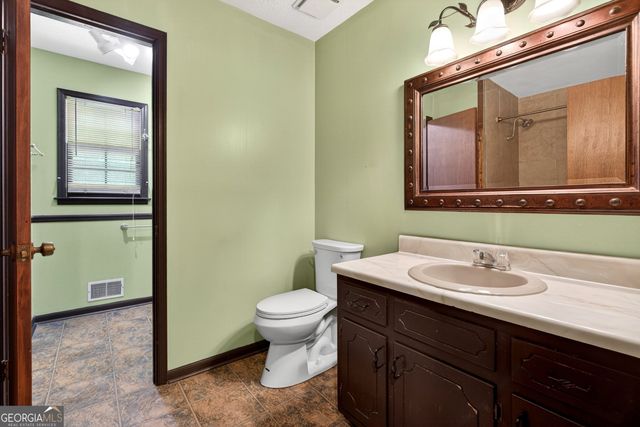 205 Dunwoody Circle, Griffin, GA 30223