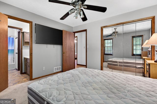 205 Dunwoody Circle, Griffin, GA 30223